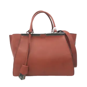 Pre-owned FENDI Leather Shoulder Bags 12.20'' R1679 Shoulder Bag C1366774975 1204 T3 Mia