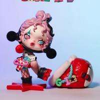 stocking surprise-skullpanda