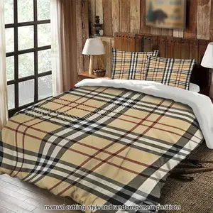 Classic plaid pattern fabric 3-piece comforter set, bedding set, suitable as a gift.