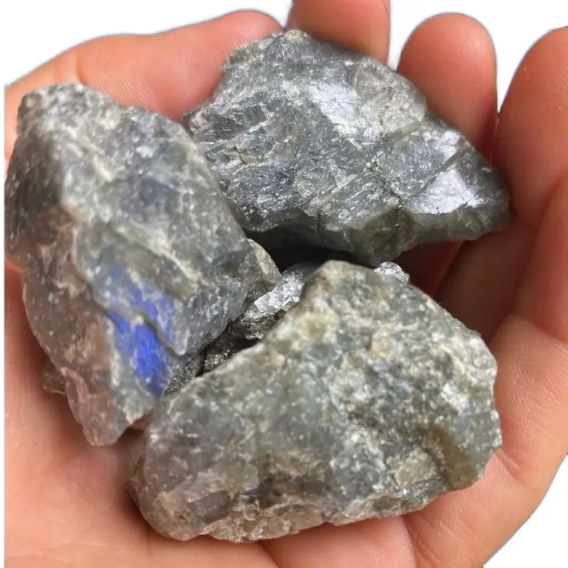 Labradorite rough