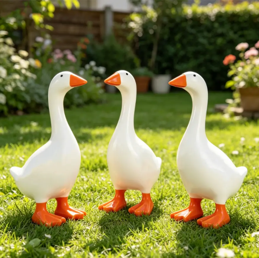 7-Inch Polyresin Whimsical Goose Desk Statue with Magnetic Beak - Key Holder, Cute Home/Office Decor, Housewarming Holiday Gift (Office Stationery & Supplies, Gifts)