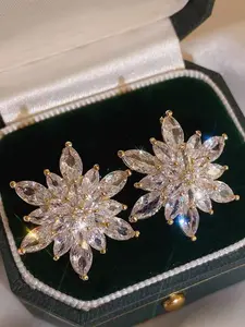 Snowflake Design Rhinestone Stud Earrings, Elegant Exquisite Jewelry for Women, Trendy Accessories for Party and Daily Life, High Quality Earrings