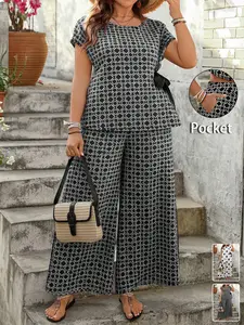 Plus Size Women's Plaid Two-Piece Set, Round Neck Short Sleeve Slim Fit Top + Split Wide Leg Pants, Pockets, Casual Style