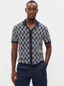 Old Navy Men's Short-Sleeve Sweater Shirt