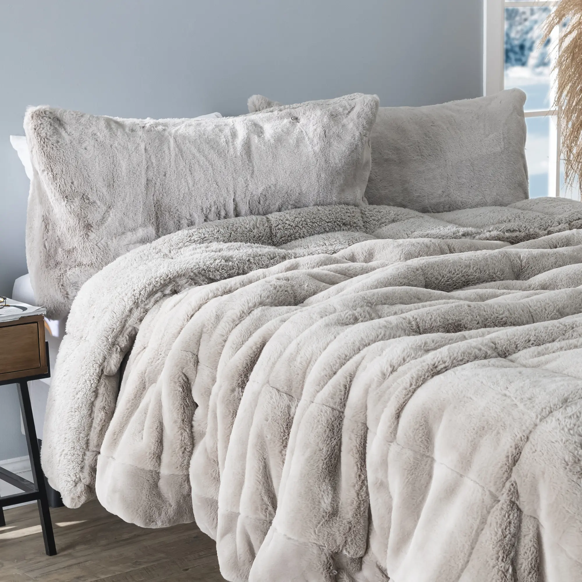 Legendary Chunky Bunny - Coma Inducer USA Filled Twin XL Comforter Set