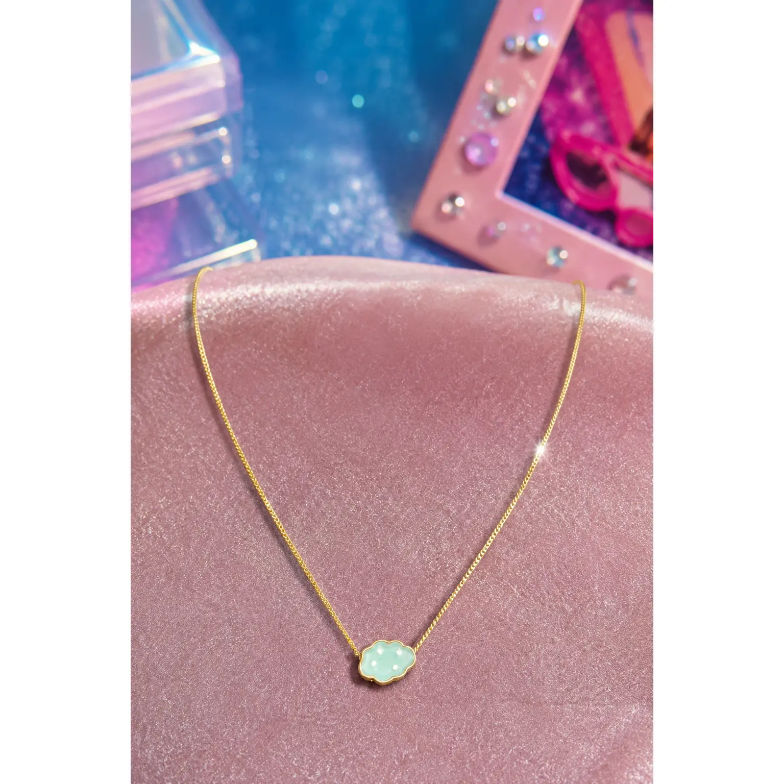 Female Dream Cloud Necklace, Alloy Pendant, Necklace Chain for Daily Wear