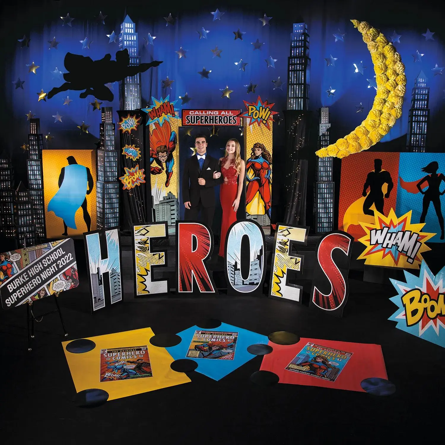 Superhero Comic Book Style Grand Event Decorating Kit - 13 Pcs