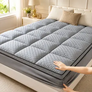 Cooling Mattress Protector, Quilted Mattress Pad with Deep Pockets, Stretch Fit Mattress Cover for 8-21 Inch Beds, Machine Washable Bedding Cover
