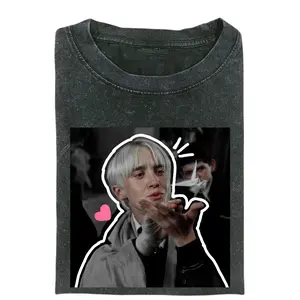 Draco Malfoy Kisses Graphic T-shirt, Slytherin Character Tee, Vintage Draco Malfoy Design, Wizarding World Apparel, Cute Draco Malfoy Shirt, Gift for Draco Fans