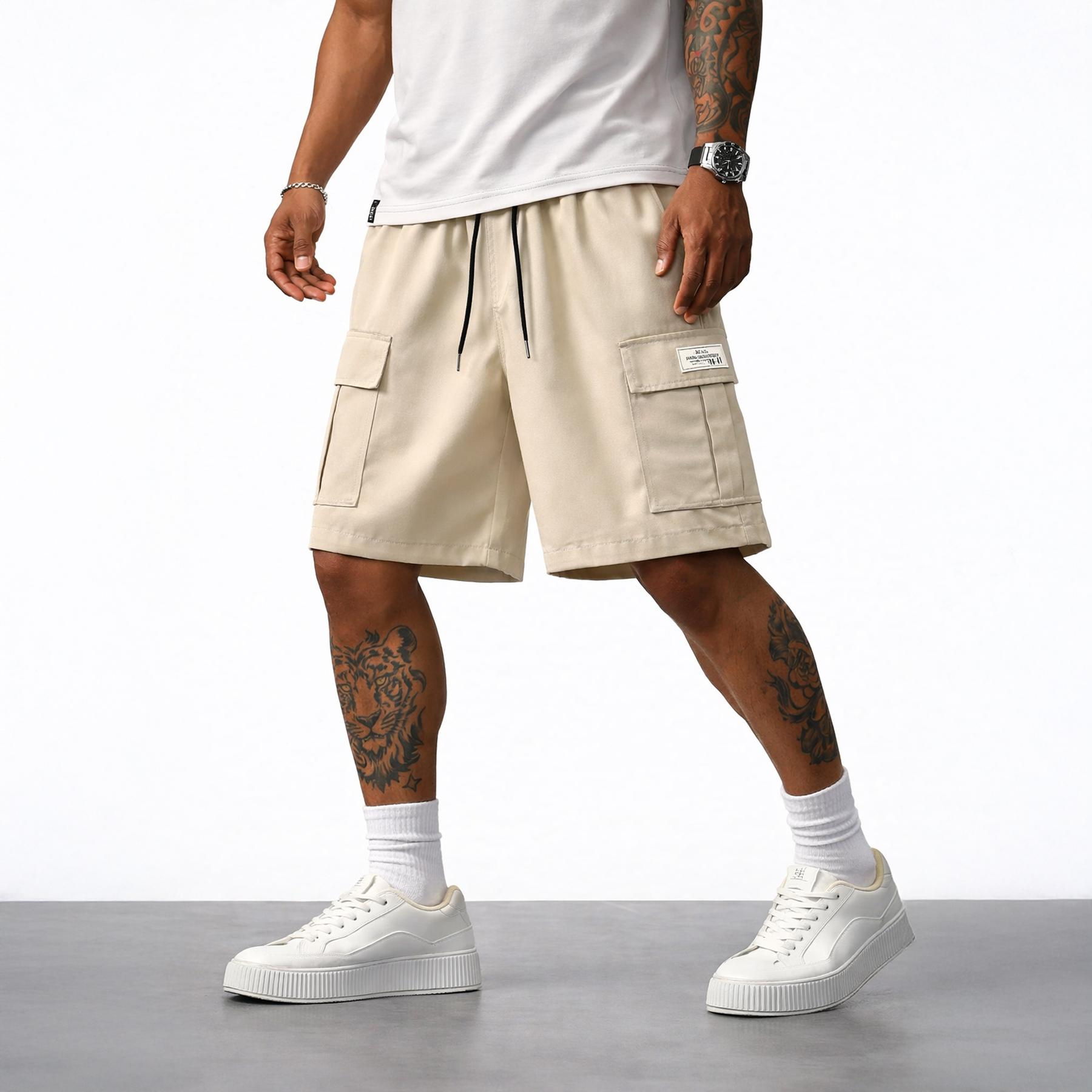 Men’s cargo shorts — heavyweight streetwear brand with multiple pockets, a loose fit that blends hip-hop urban style with practical workwear aesthetics. Suitable for everyday casual wear, fitness training, skateboarding, hiking and mountaineering, and var