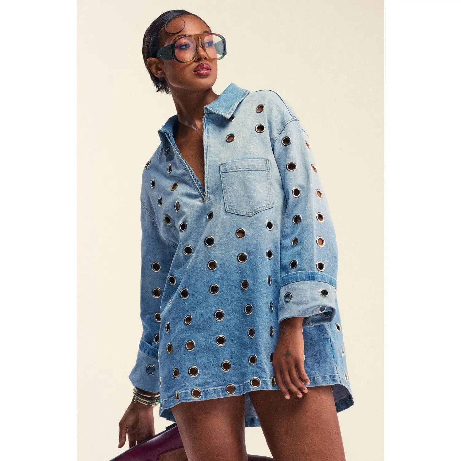 COOL GIRL OVERSIZED GROMMET SHIRT DRESS IN DENIM