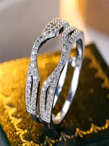 Vintage Female White Synthetic Crystal Jewelry Cute Silver Color Wedding Flower Rings For Women Luxury Engagement Valentines Day Gift Sparkling Rings Pave Engagement Ring