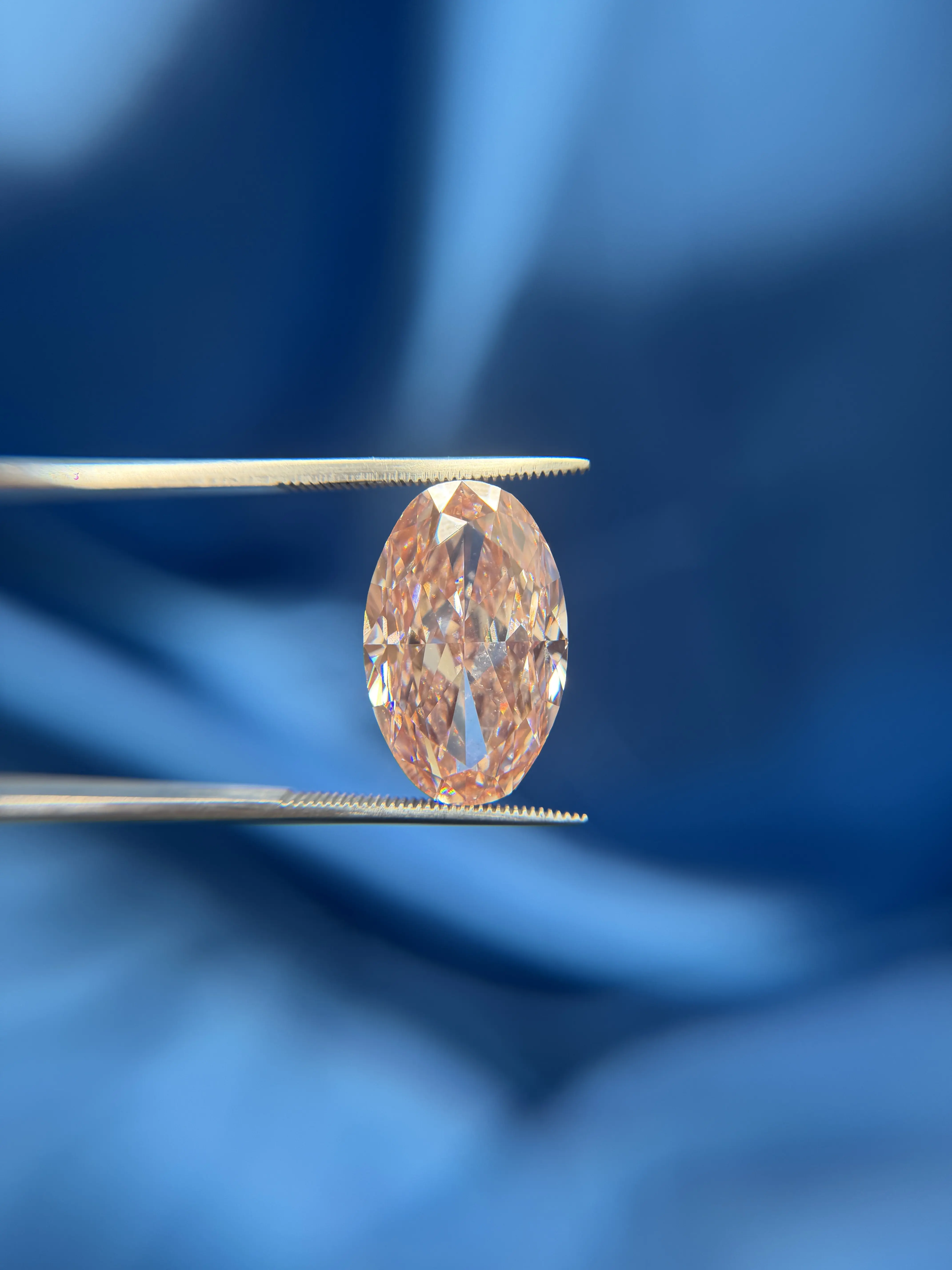 Lab Grown Diamond Oval Modified Brilliant, 15.30CT Fancy Vivid Pink, VS2, IGI Certified