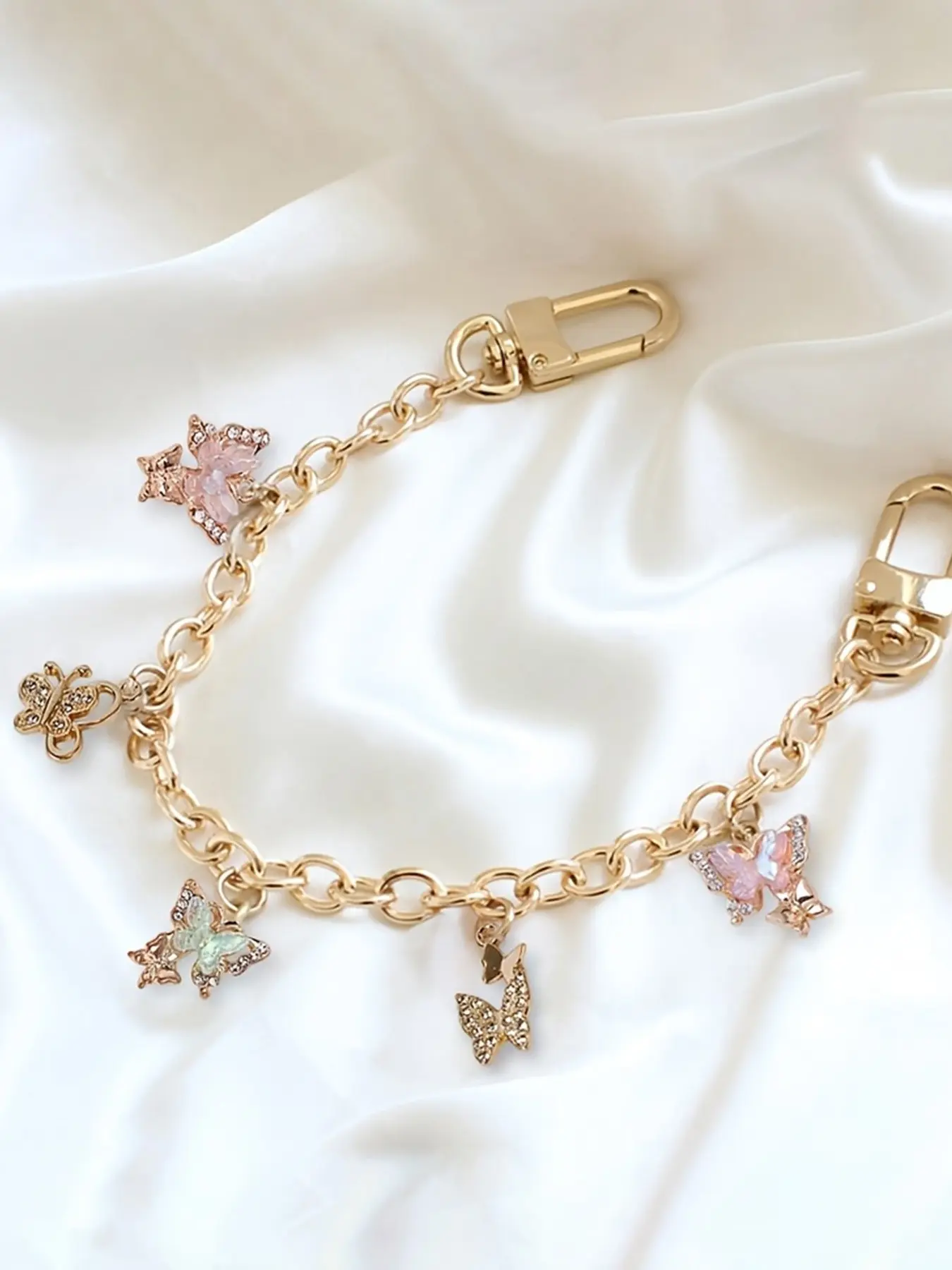 Enamel Butterfly Bag Chain Pendants, Gold Curb Chain Charms with Rhinestone Butterflies, Coquette Bag Decoration Keychain, Fairycore Girly Bag Pendant for Purse, Cute Purse Charms For Handbags, Ideal for Girls & Butterfly Lovers, Purse Accessories