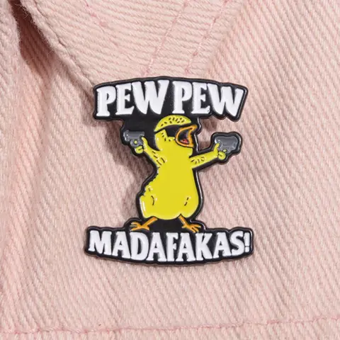 Novelty Cute Letter & Duck Design Brooch, Fashion Brooch for Women & Men for Daily Clothing Decor, Trendy All-match & Exquisite Brooch for Streetwear Birthday Gift, Alloy Brooch Pin, Brooch Pin Clip