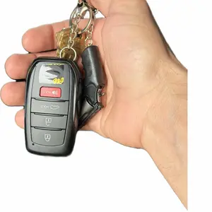 Metal Keychain with Plastic Handle for Keychains