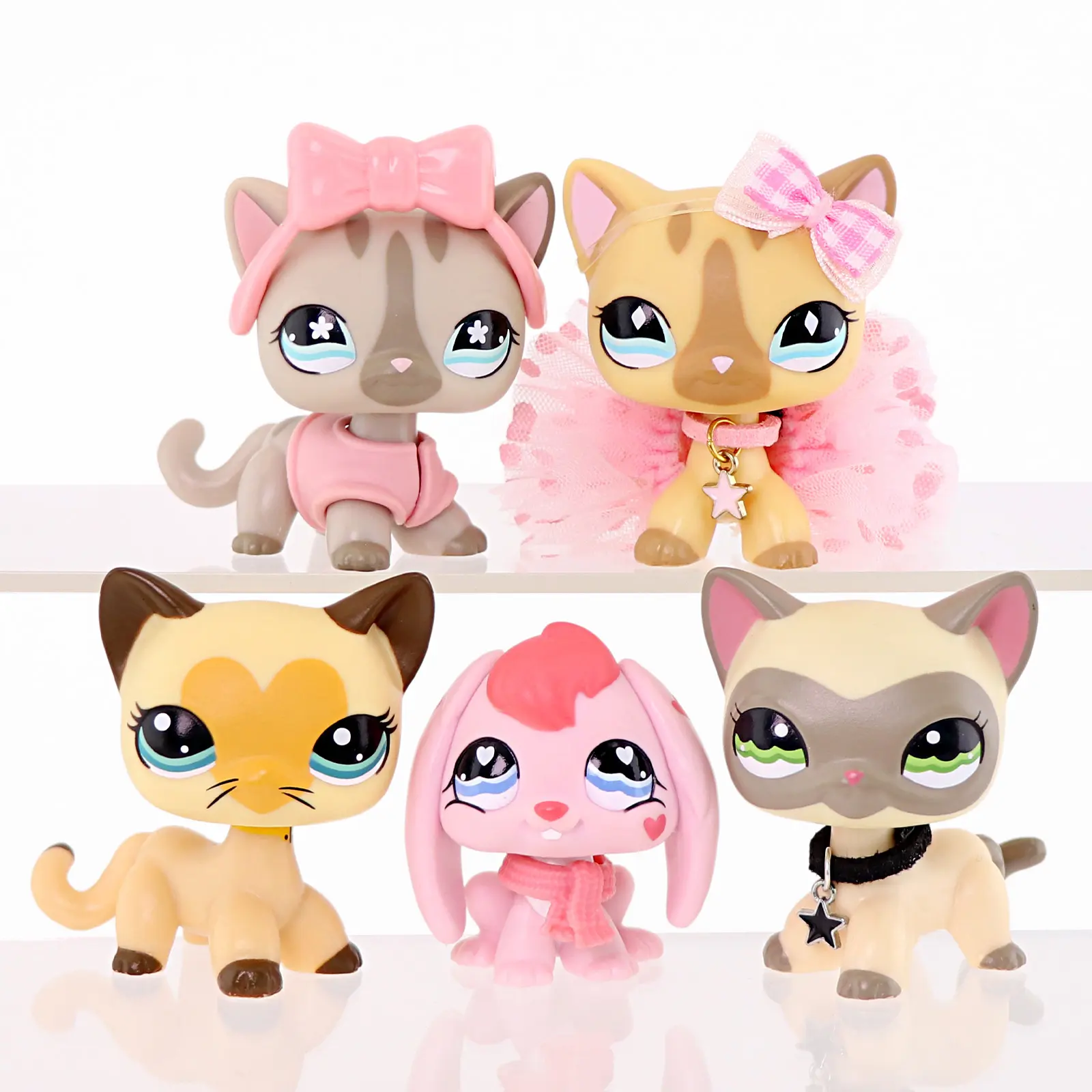 5 Pcs Mini Pet Animal Figurines Set, Hand Painted Kitty Cat & Bunny Rabbit Figures with Bow, Tutu Skirt and Collar Accessories, Cute Desktop Ornament, Collectible Toy Gift for Kids & Animal Lovers
