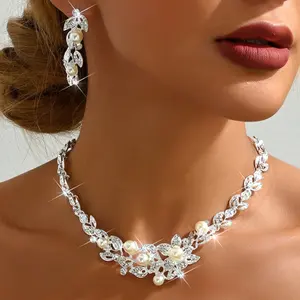 Luxury Camellia Rhinestone & Pearl Necklace and Earrings Set, Versatile Two-Piece Jewelry Set for Bridal Wedding Banquet