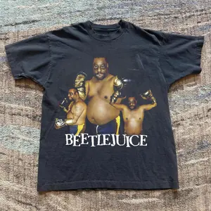 Beetlejuice Boxing Meme Vintage Graphic T-Shirt, Meme Cringe Funny Dumb Shirts, Men's Vintage Casual Trend Shirt Gift For Fans, Gift For Men, Gift For Women