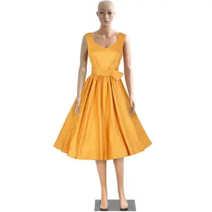 Female Full-Body Mannequin Dress Form, 69-Inch Sewing Dress Model with Detachable Stand, Rotatable Arm, Head Display and Metal Base