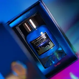 Manhattan Midnight Sample - New York City with Blue Shimmer, Heavy Metal Engraved Cap & Intense Elixir for Cooler Months