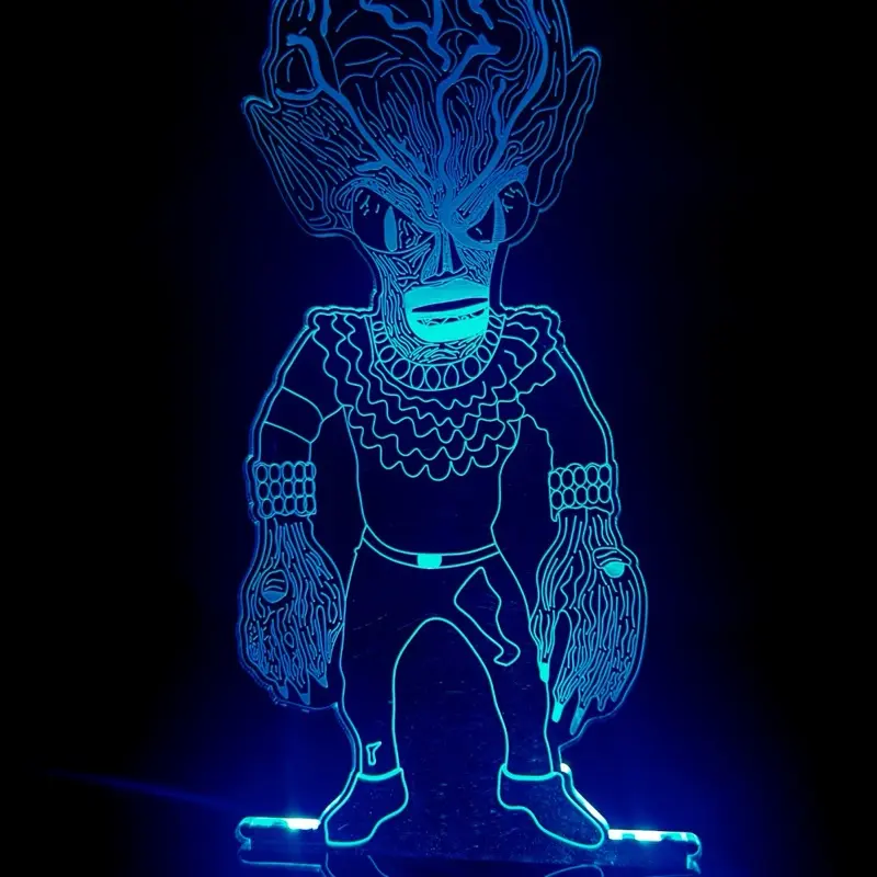 Alien saucermen light