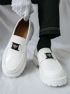 Men's White Business Formal Casual Shoes Men's Round Toe Business Heightened Casual Shoes can be worn for wedding parties and commuting to work Closed