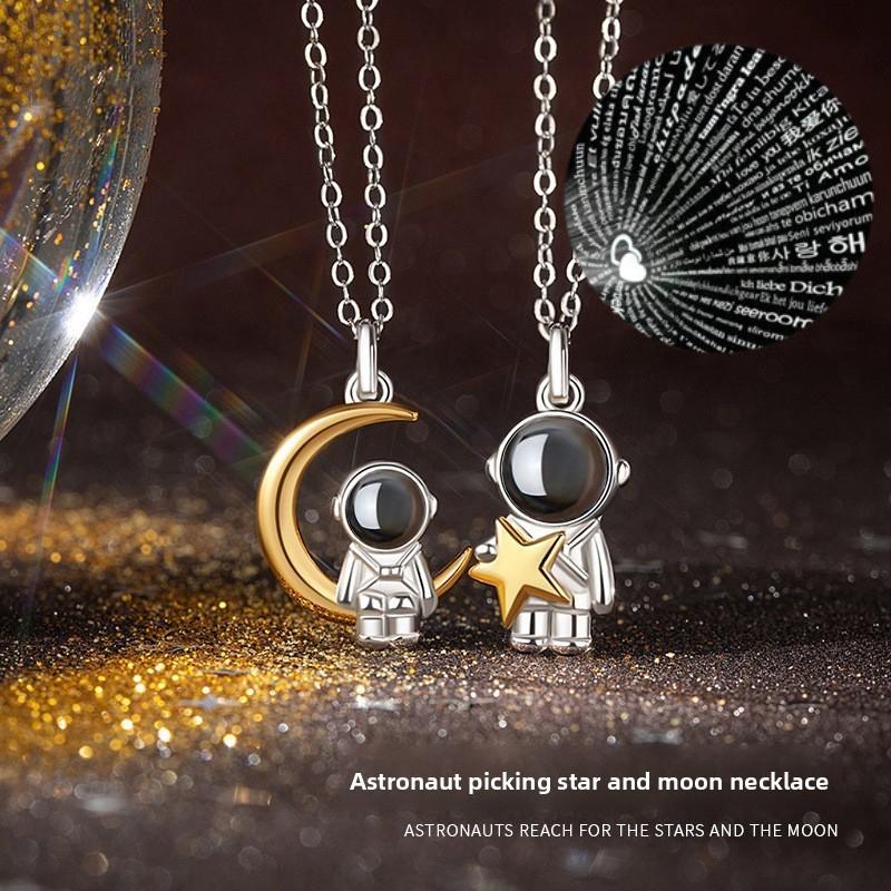 Men's & Women's Korean Astronaut Projection Couple Necklace - Copper-Alloy Celestial Clavicle Chain, Custom Photo Lucky Jewelry with Nano-Scale Micro-Engraving, Never Fade Love Accessory for Anniversary, Relationship Goals Partner Gift