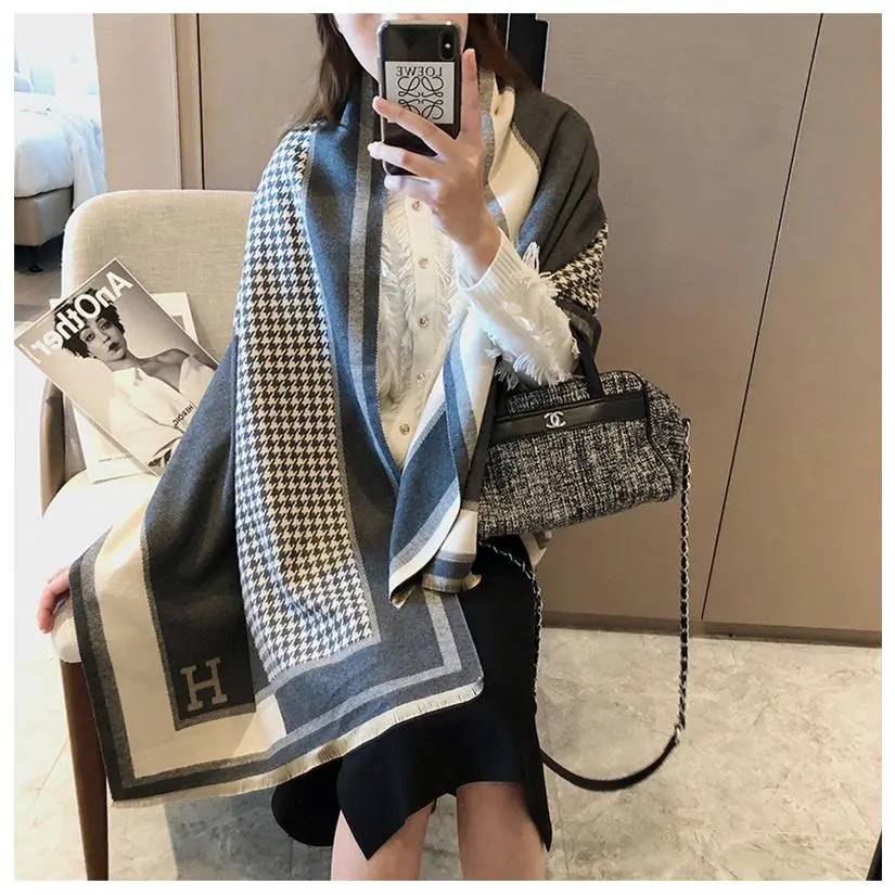 Unisex Plaid Print Shawl, Soft Warm Casual Scarf for Fall & Winter, Fashion Accessory, Perfect Birthday Gift, Trendy Woven Fabric Unisex Plaid Print Shawl, Soft Warm Casual Scarf for Fall & Winter, Fashion Accessory, Perfect Birthday Gift, Trendy Woven Fabric