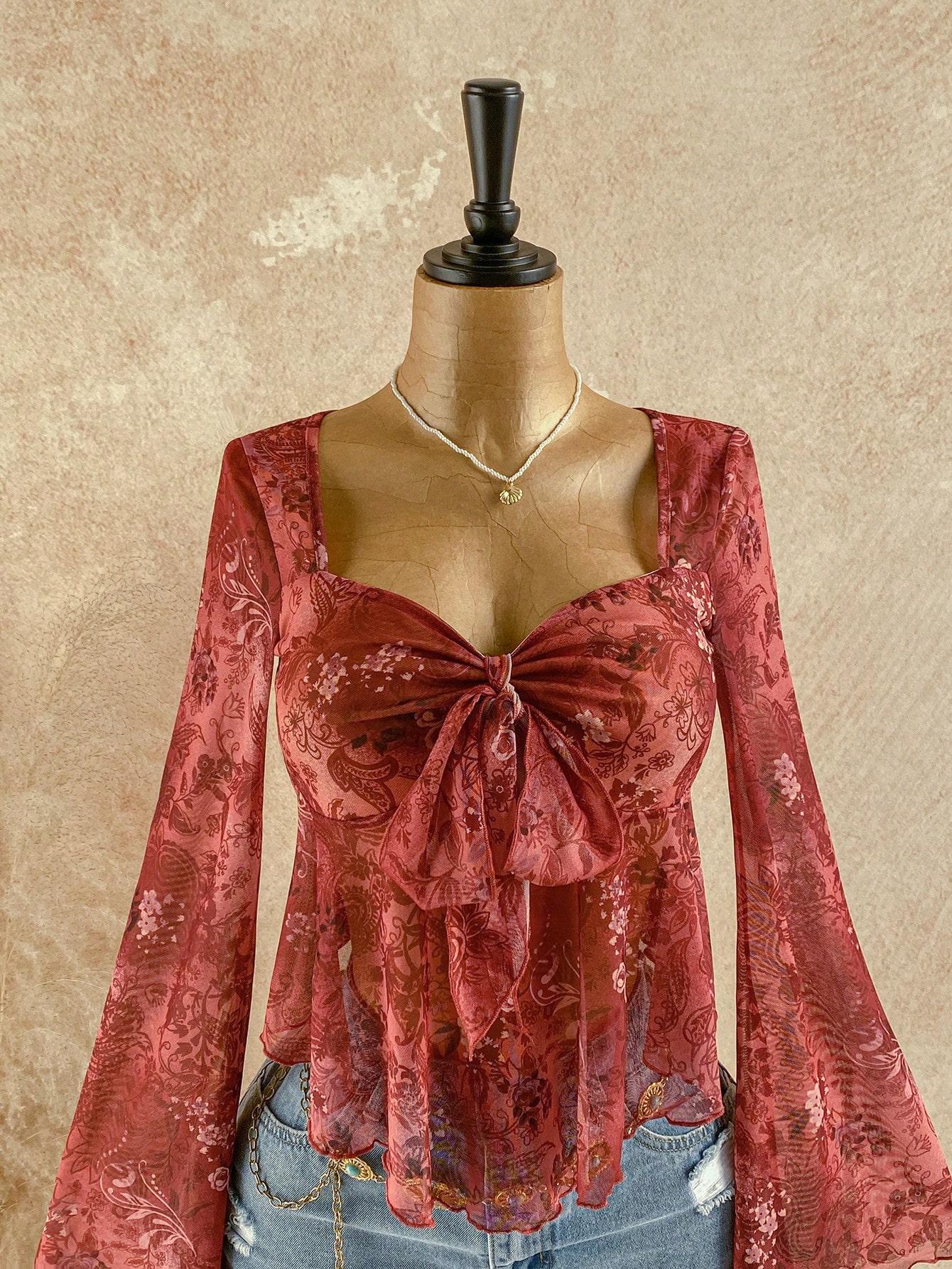 VYNCE Paisley Print Babydoll Long Sleeve Top Sweetheart Neck Summer Fall Fashion Trendy Boho Casual Everyday Blouse For Women