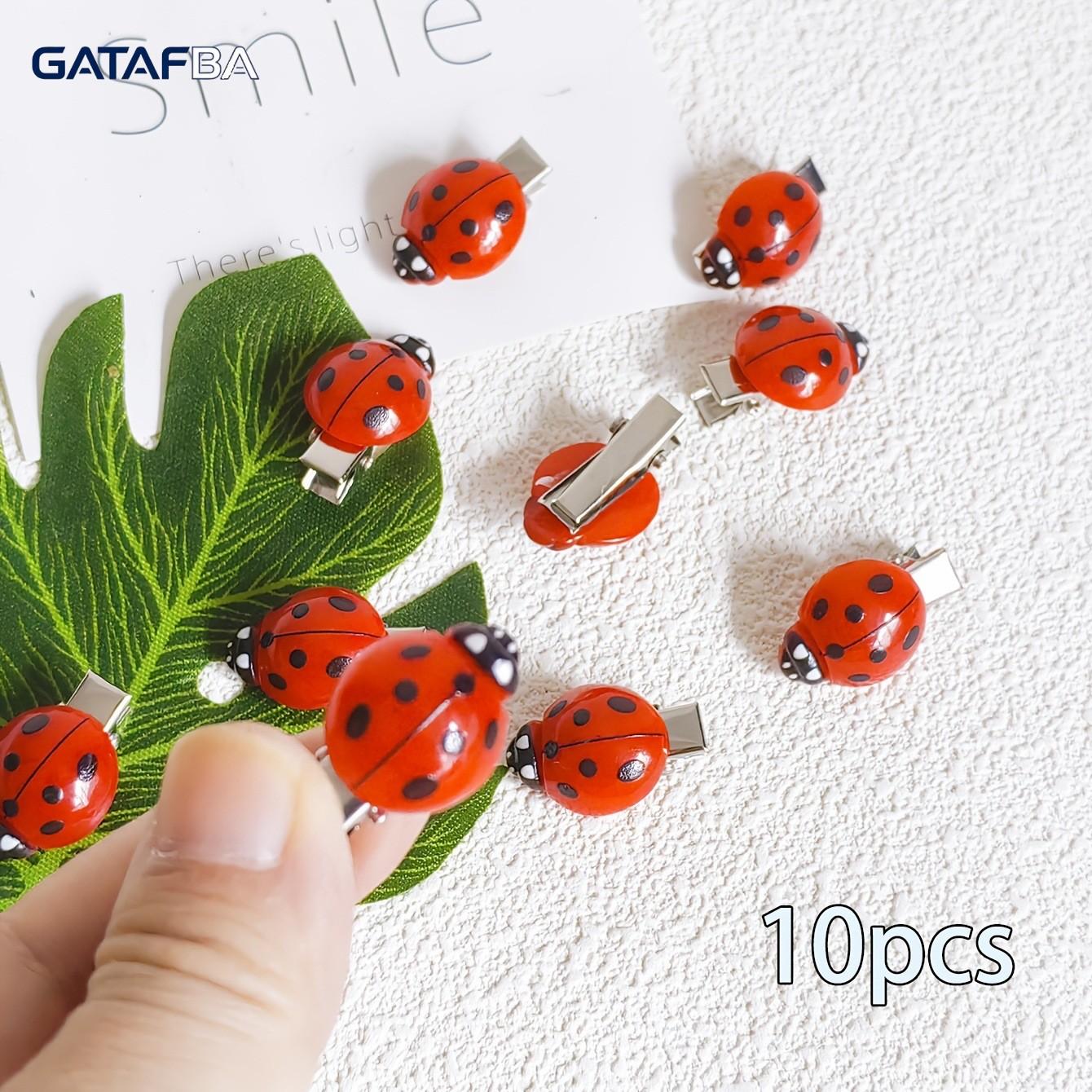 Ladybug Hair Clips Cute Insect Hair Barrettes, 3D Cartoon Ladybird Hair Accessories for Girls, No Slip Metal Alligator Clips for Thin Hair, Kawaii Red Beetle Hair Pins for Kids Women, Perfect for Daily Wear, Party, Photo Shoot and Summer Outfits
