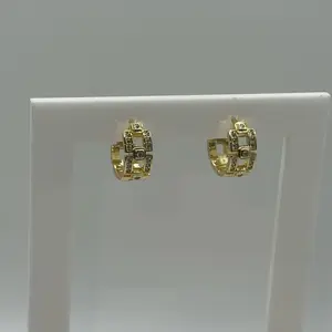 Hoops Earrings with Square Design and Open-wire Structure