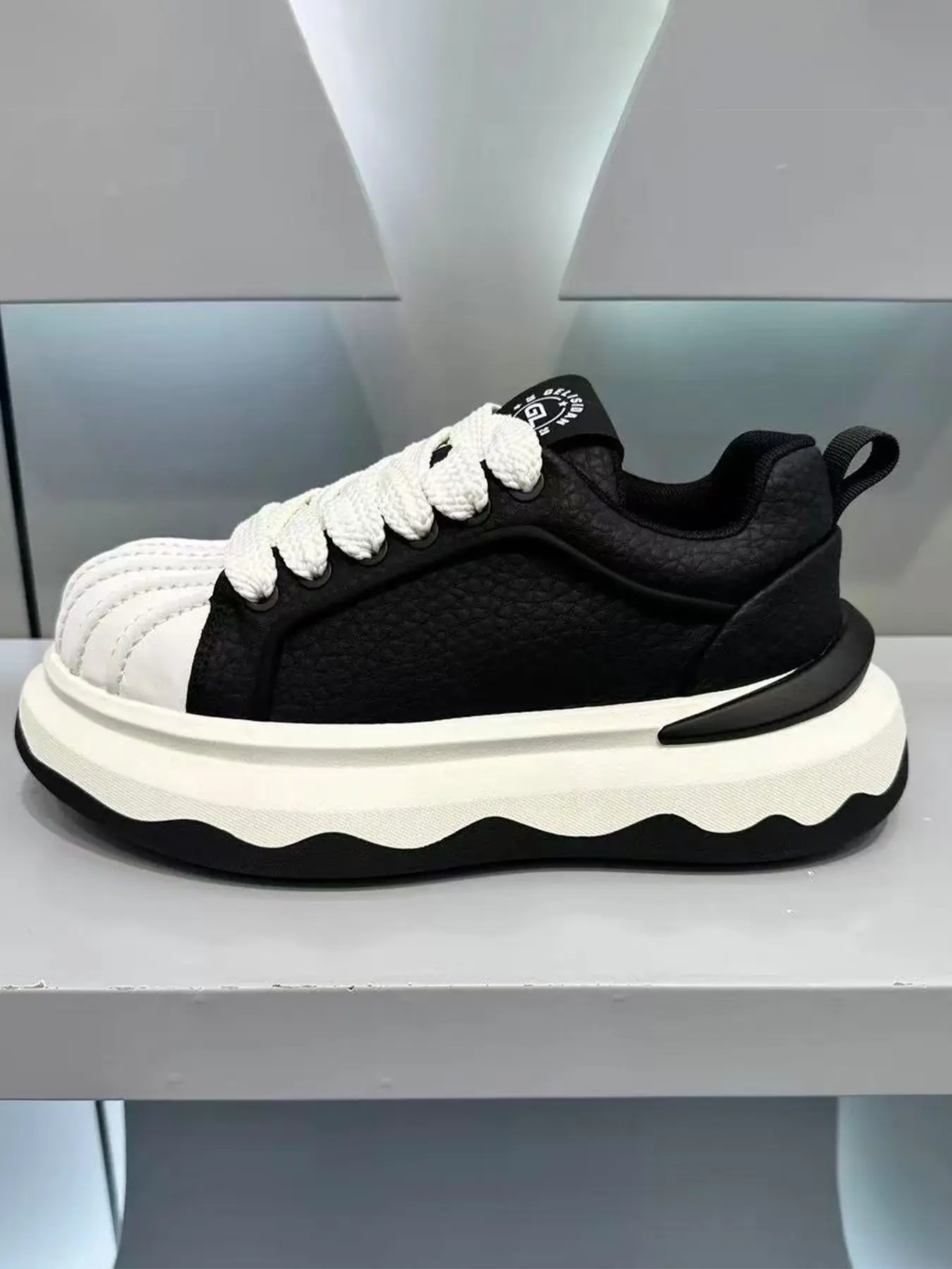 Men's Breathable Lightweight Thick Sole Shoes, Platform Sneakers, Footwear Sneakers, Casual Height Increasing Sports Sneakers, PU Leather Workout Sneakers, Casual Lifestyle Sneaker