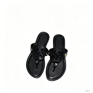 Wide Fit Black Leather Flip Flops with Arch Support | Relief for Plantar Fasciitis, All-Day Comfort for Travel & Daily, Water Resistant, Lightweight Walking Shoesp Cutout Design Flip Flops、Beach Slippers Water Resistant, All-Day Comfort