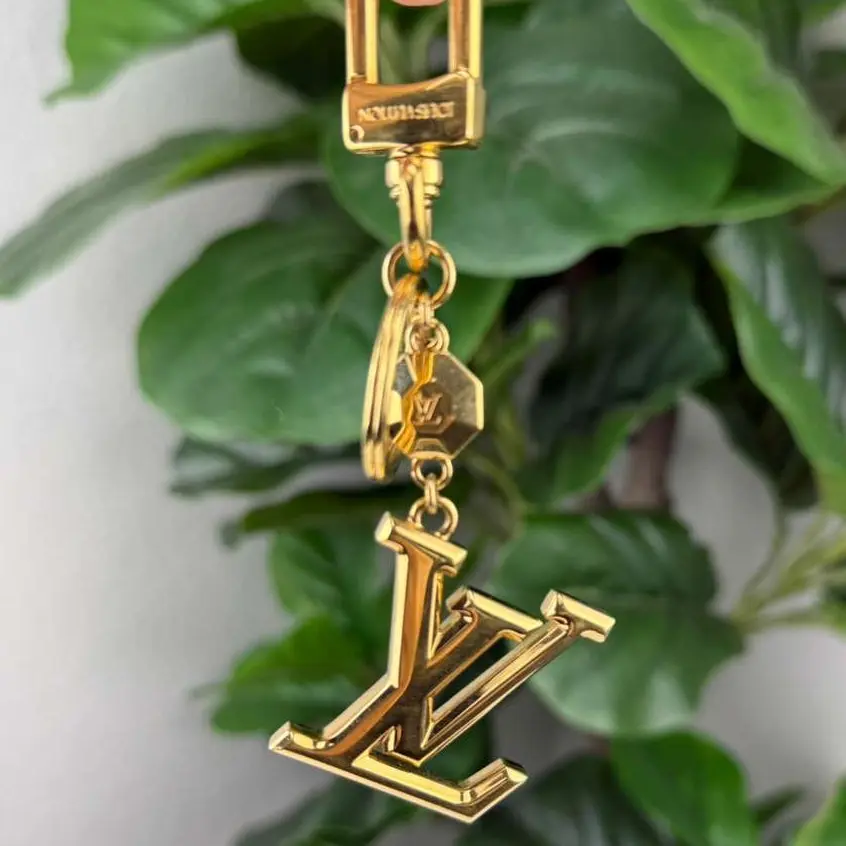 Pre-owned Authentic Louis Vuitton Porte Clet LV Facet Key Chain