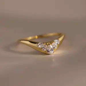 Sunrise Diamond Curve Ring by Caitlyn Minimalist - Unique Teardrop Diamond Engagement Ring - Vintage 18K Gold Plated Wave Ring - Art Deco Jewelry - Wife Gift