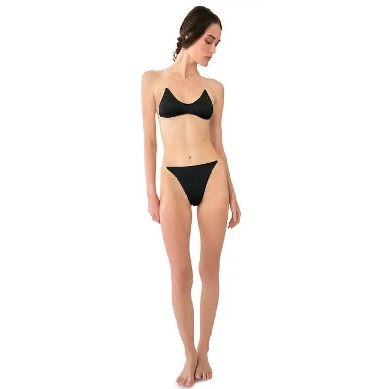 INVISIBLE BIKINI