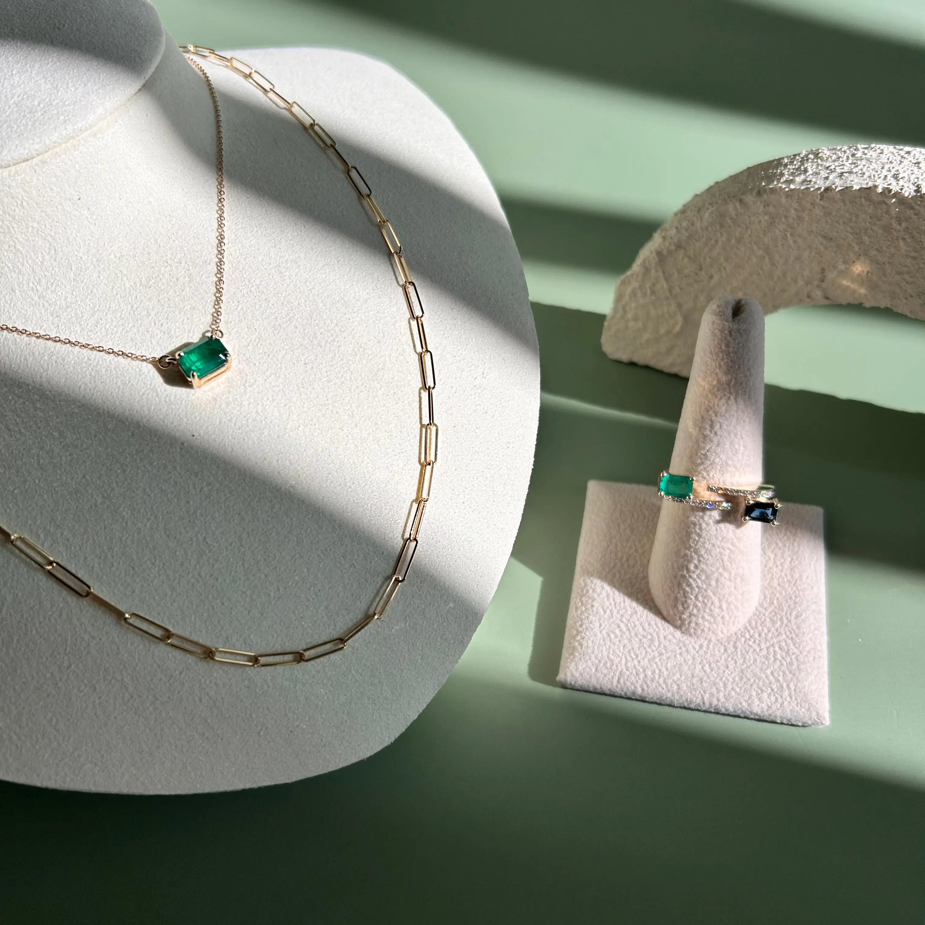 14k Natural Emerald Necklace