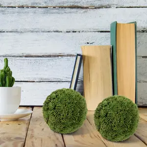 Lifelike Decorative 4-Inch Green Boxwood Ball Topiary, Set of 2
