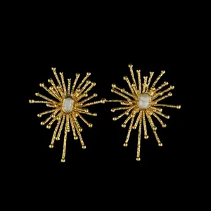 Helia Earring