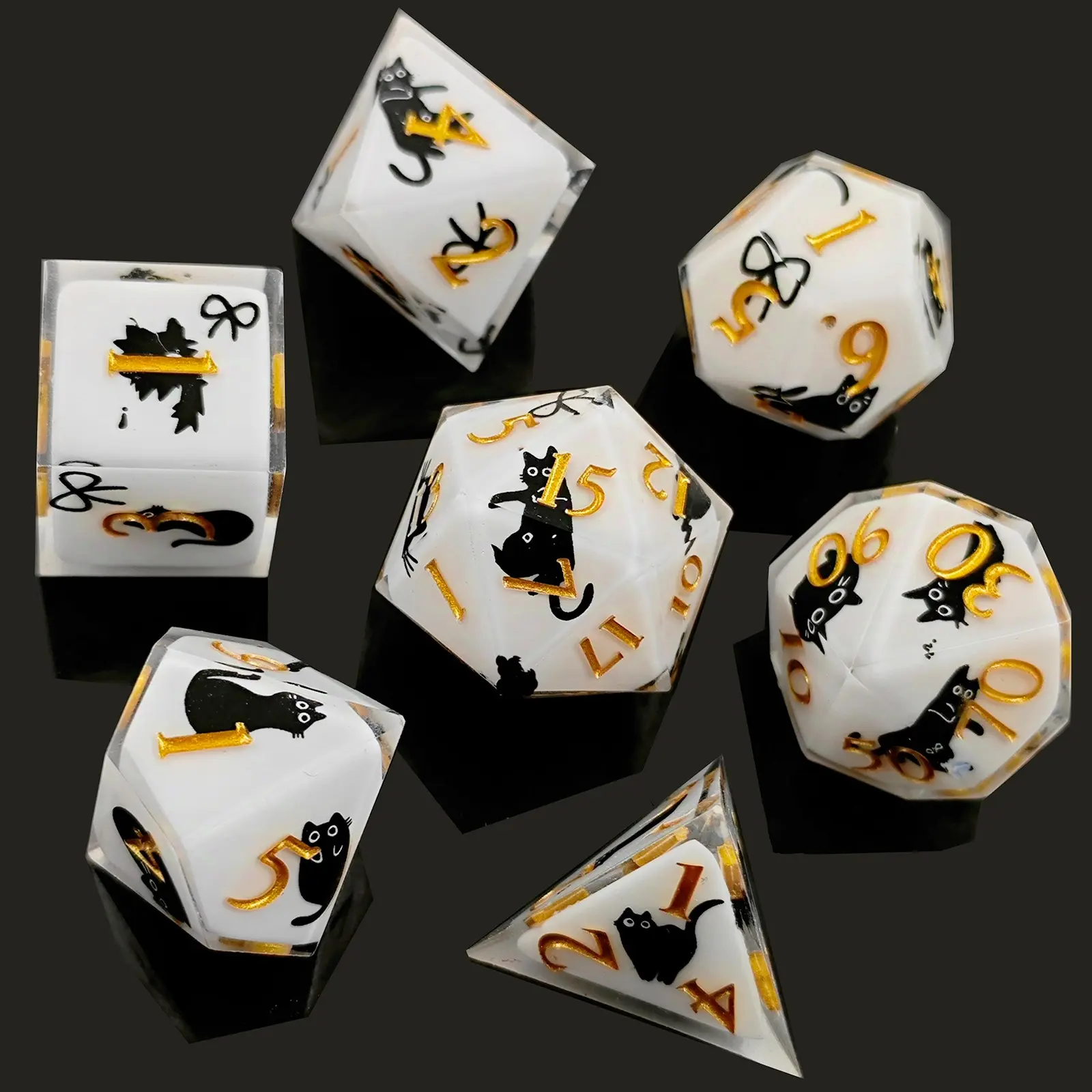 7-Piece Sharp Edge Durable Dice Set with Resin Core, Clover Symbol for Luck, Ideal for Gifting, D&d, and Tabletop Rpgs
