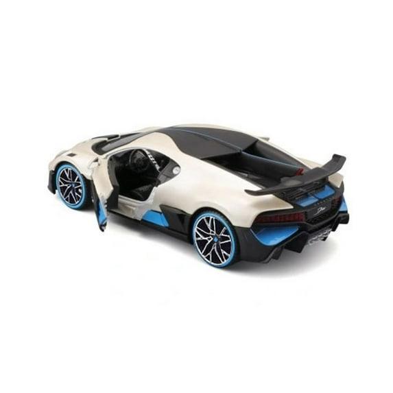 Maisto Diecast Model Car 1:24 Bugatti Divo Satin White Collectible Sports Car with Free Wheel Action & Openable Doors 31526W