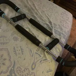 Arm Trainer,3 Level 60-100LBS Adjustable,Chest&Arm Workout Equipment for Men,Muscle&Strength Trainer,Portable Spring Resistance, Perfect Gift