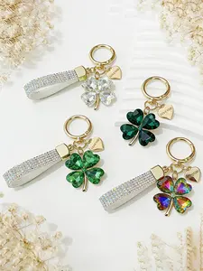 Heart-Shaped Love You Keychain, Four-Leaf Clover Lanyard, Lucky Flower Car Bag Pendant, Perfect Gift for Graduation, Valentine's Day, Mother's Day, Birthday