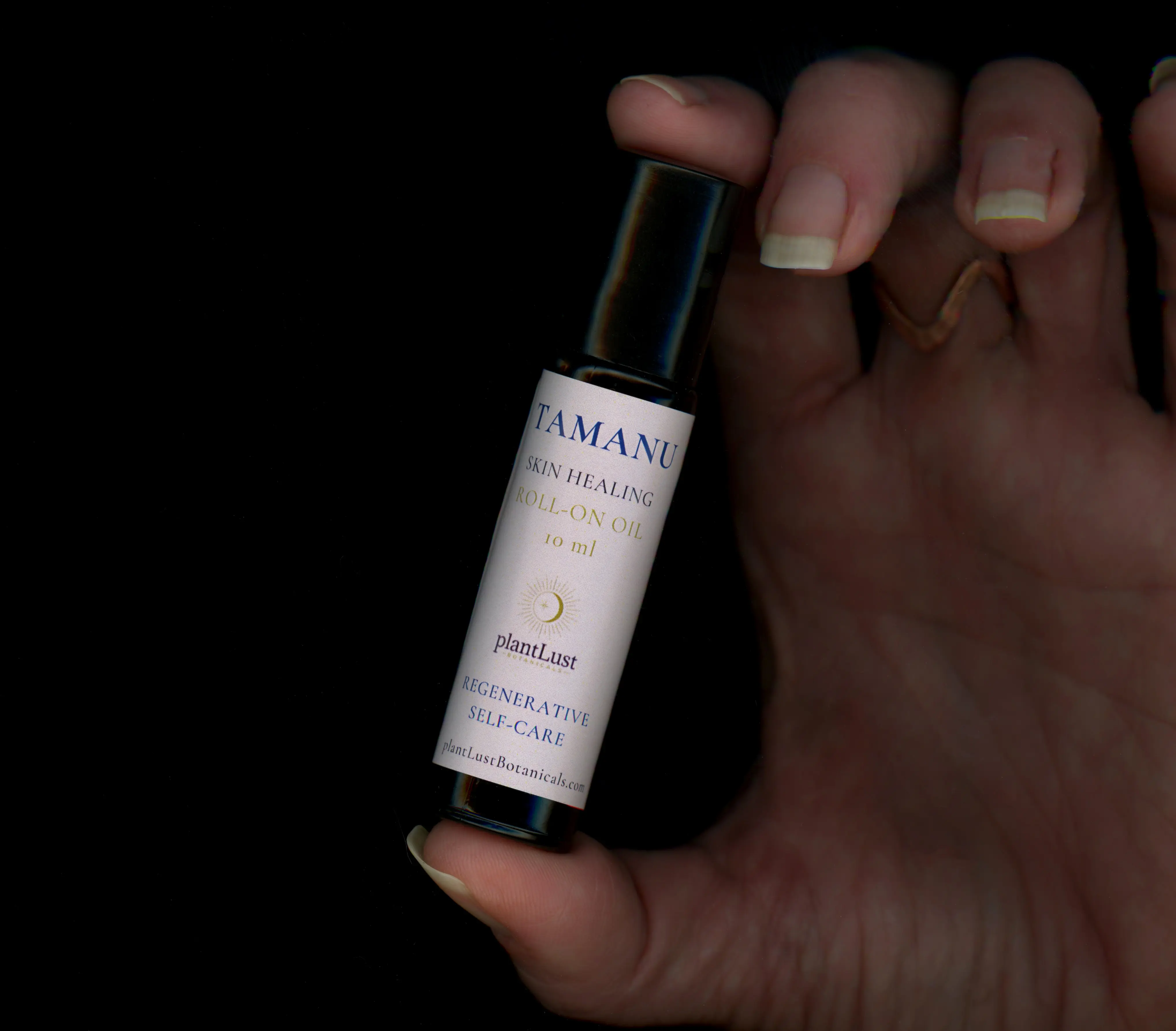 Potent Skin Repair: Tamanu Roller Serums Skincare Nourishing