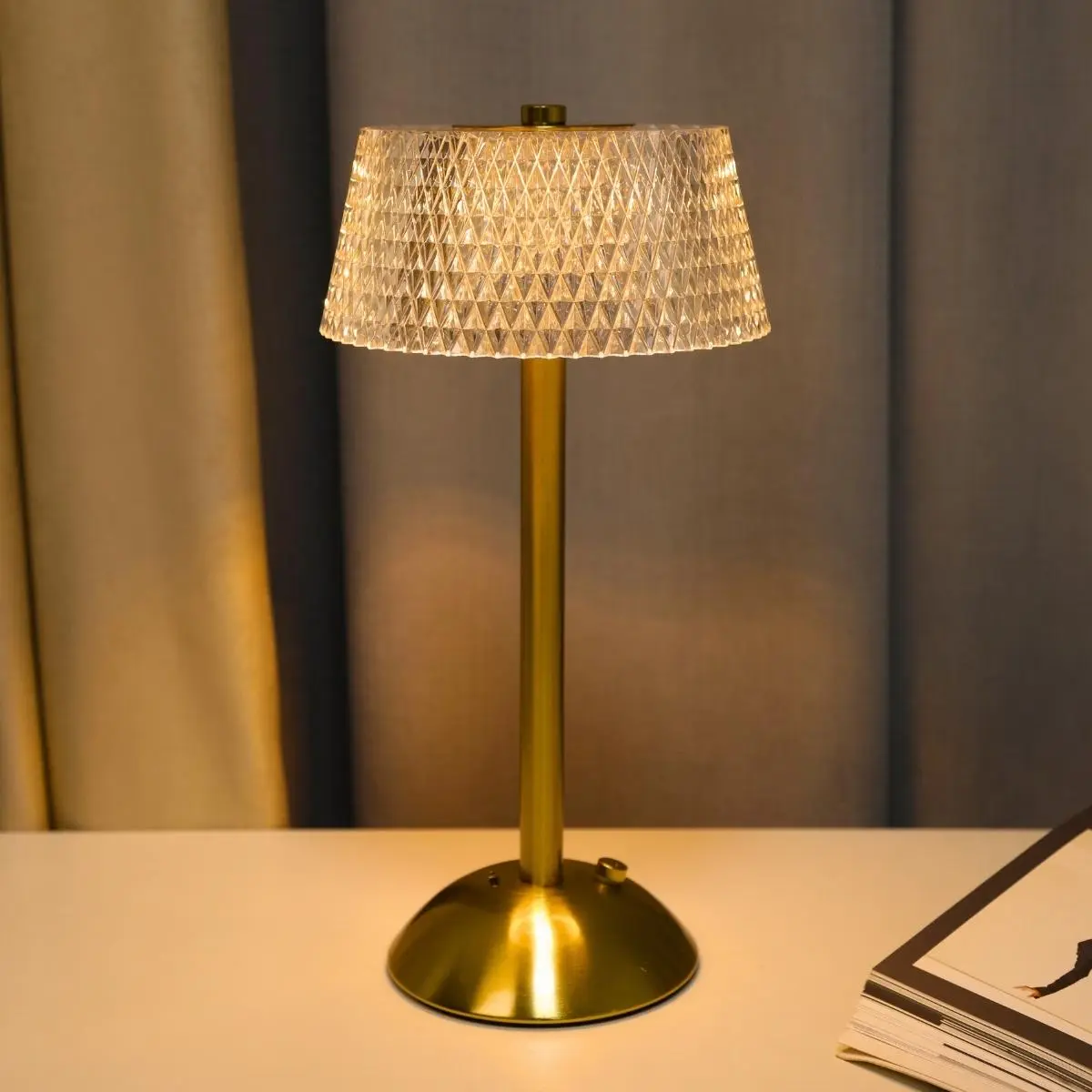 USB Rechargeable Table Lamp, Vintage Touch Control Nightstand Lamp, LED Night Light, LED Nightlight, Decorative Ambiance Lighting for Bar, Living Room, Bedroom and Dining Room, Nightstand LED Lights, Ambient Decor Lighting