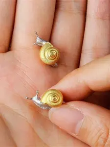 Silver Color Gold Plated Snail Earrings Set, Fashionable Animal Couple Jewelry, Unique Pair for Women, Stylish and Versatile Ear Studs, Trendy Jewelry