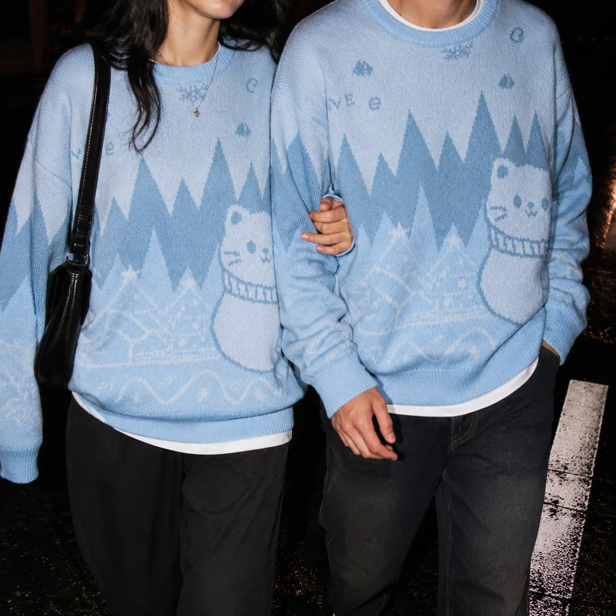 Mens Harajuku Winter Cat Graphic Sweater Unisex Couple Matching Outfits Y2K Funny Knit Pullover Light Blue Snow Mountain Crewneck Oversized Tops Holiday Ugly Christmas Jumper Relaxed Fit Fall Winter Streetwear Knitwear Gift S M L XL