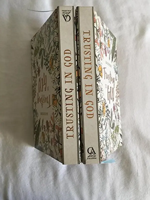 USED Book - 366 Devotions Trusting in God Devotional by Solly Ozrovech (Hardcover)