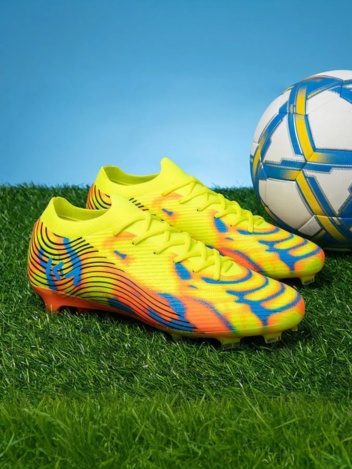 Unisex Low Top Long Stud Soccer Shoes, Football Shoes, Soccer Boots, Adult Teen Indoor Outdoor Training Cleats, Durable Anti-Slip Design, Multiple Colors Available